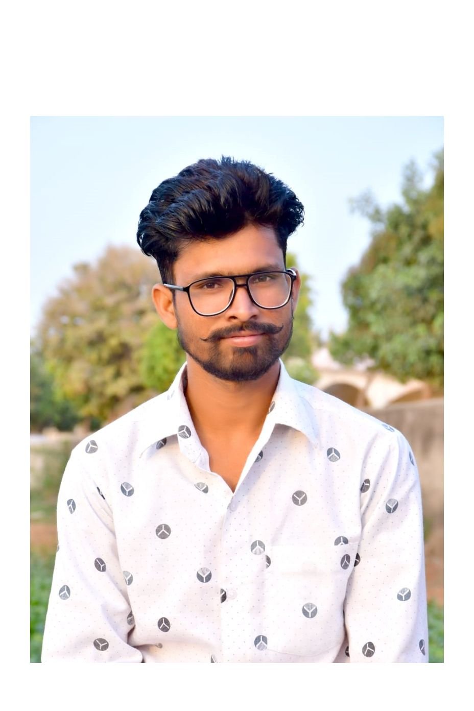 Member name portrait